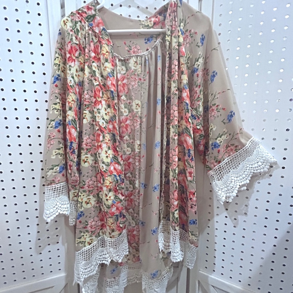 Boho Floral Kimono Duster Beige Lace Trim Lightweight Beach Cover Up‎